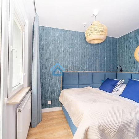 Bright And Blue 3City Apartment With Balcony In Gdynia By Noclegi Renters Exterior foto